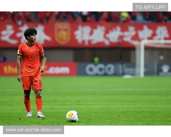 蒯纪闻变向带球能力突出，有望成为海港节奏控制器